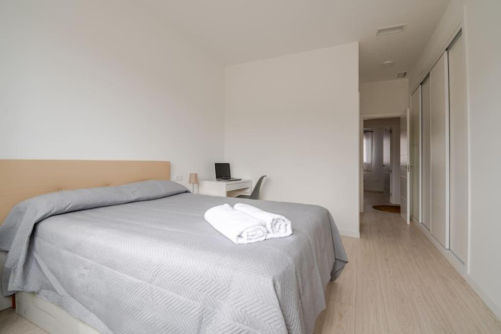 Appartement Nuevo, Disfruta Del Silencio, Familias Con Ninos, Aire Acondicionado, 2 Banos , Playa
