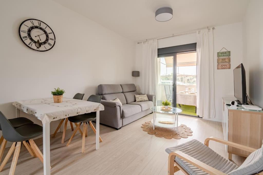 Appartement Nuevo, Disfruta Del Silencio, Familias Con Ninos, Aire Acondicionado, 2 Banos , Playa Benajarafe